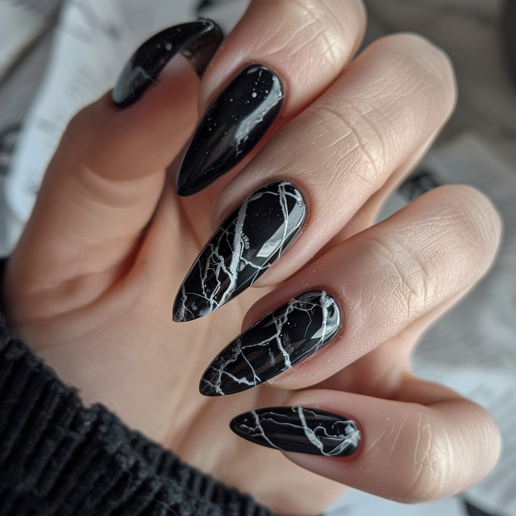 black-nail-ideas
